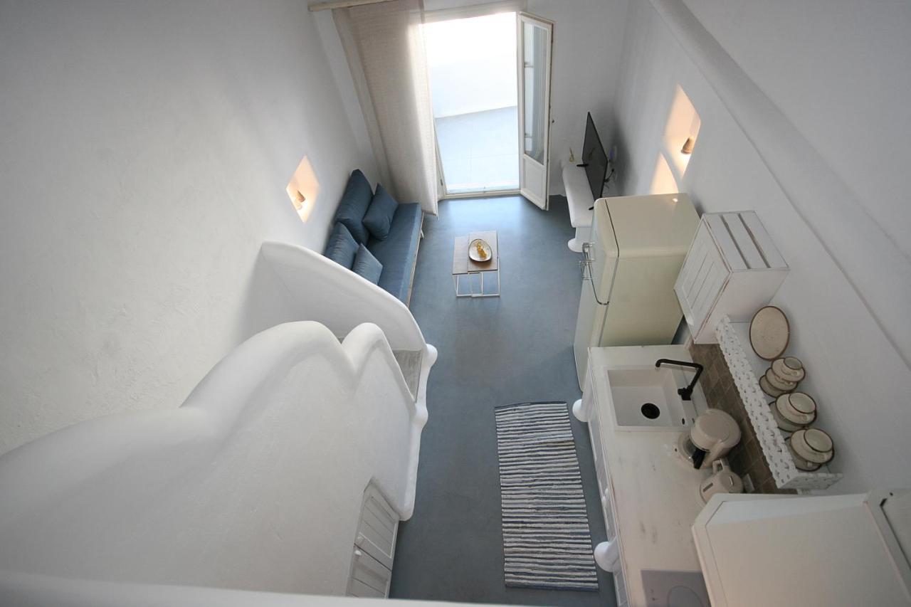 5 Traditional Suites Livadi  Exteriör bild
