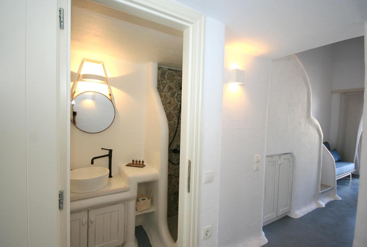 5 Traditional Suites Livadi  Exteriör bild