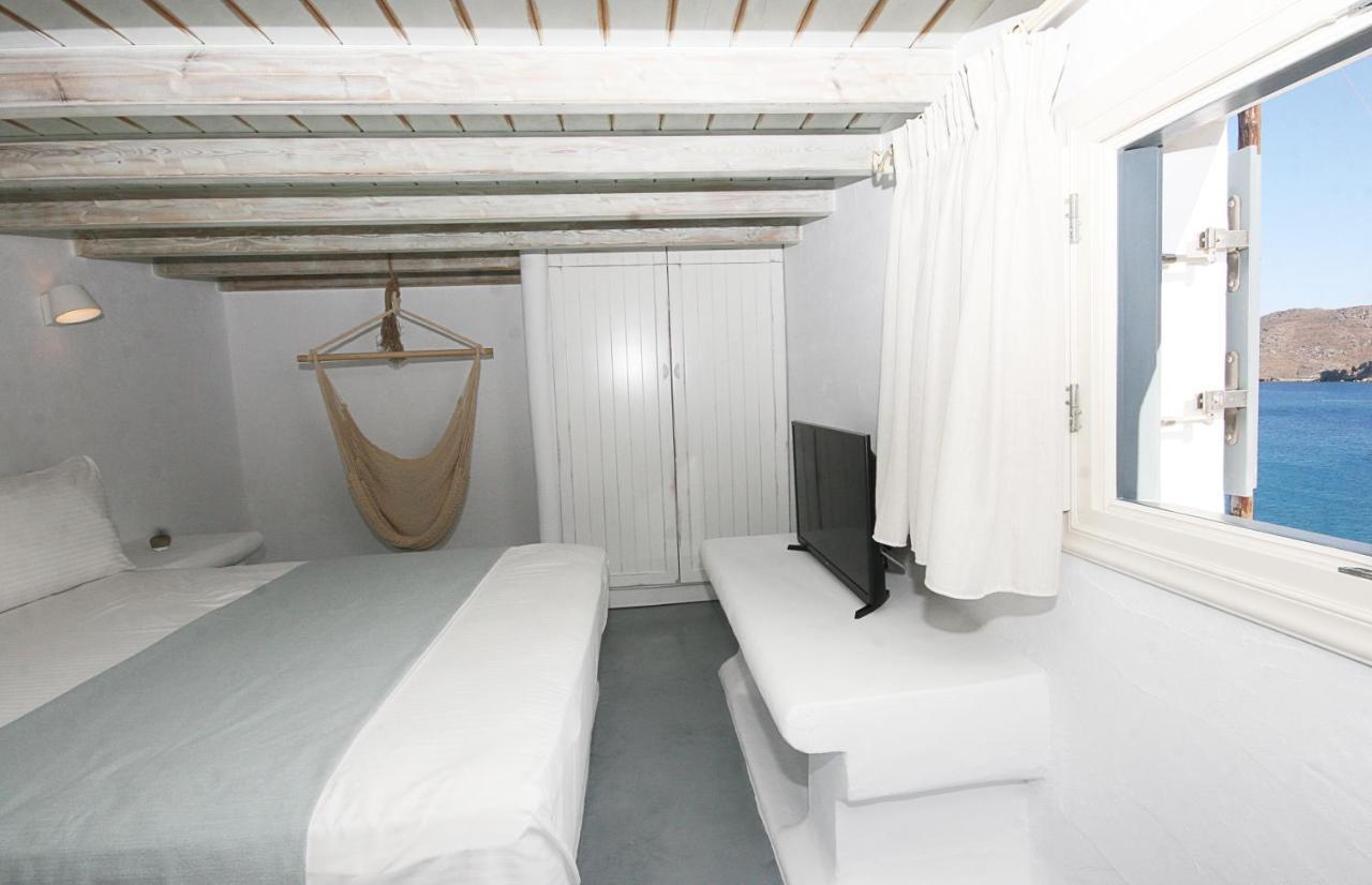 5 Traditional Suites Livadi  Exteriör bild