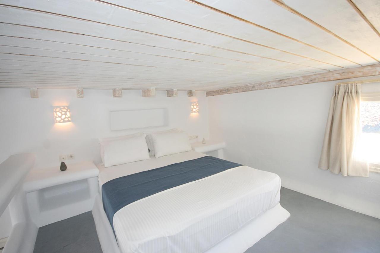 5 Traditional Suites Livadi  Exteriör bild