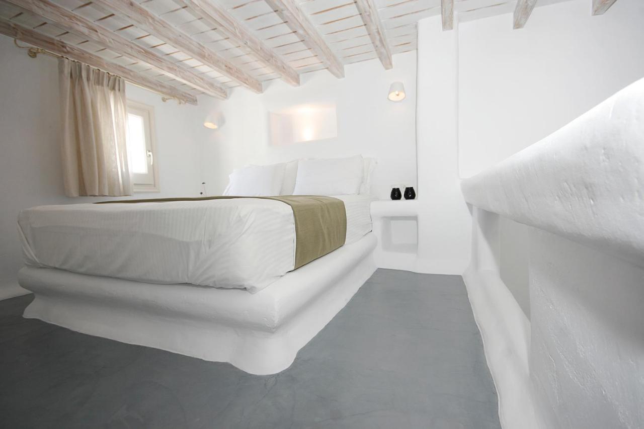 5 Traditional Suites Livadi  Exteriör bild