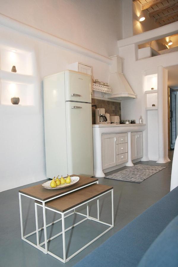 5 Traditional Suites Livadi  Exteriör bild