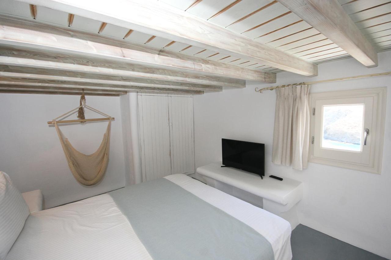 5 Traditional Suites Livadi  Exteriör bild