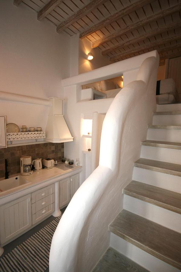 5 Traditional Suites Livadi  Exteriör bild