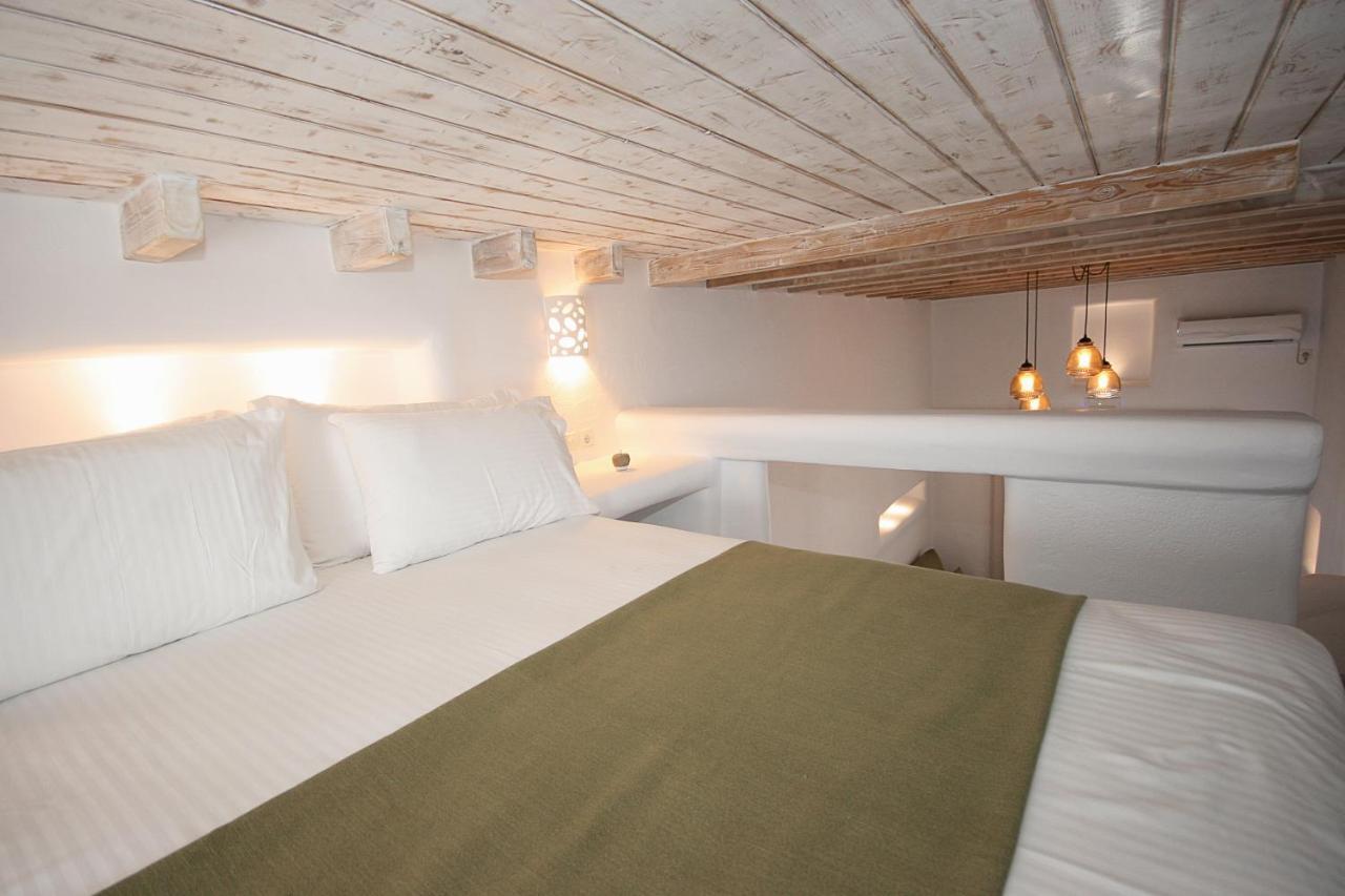 5 Traditional Suites Livadi  Exteriör bild