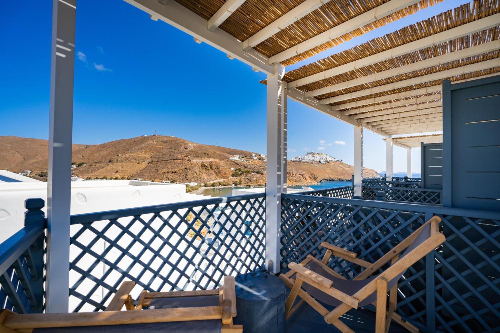 5 Traditional Suites Livadi  Exteriör bild