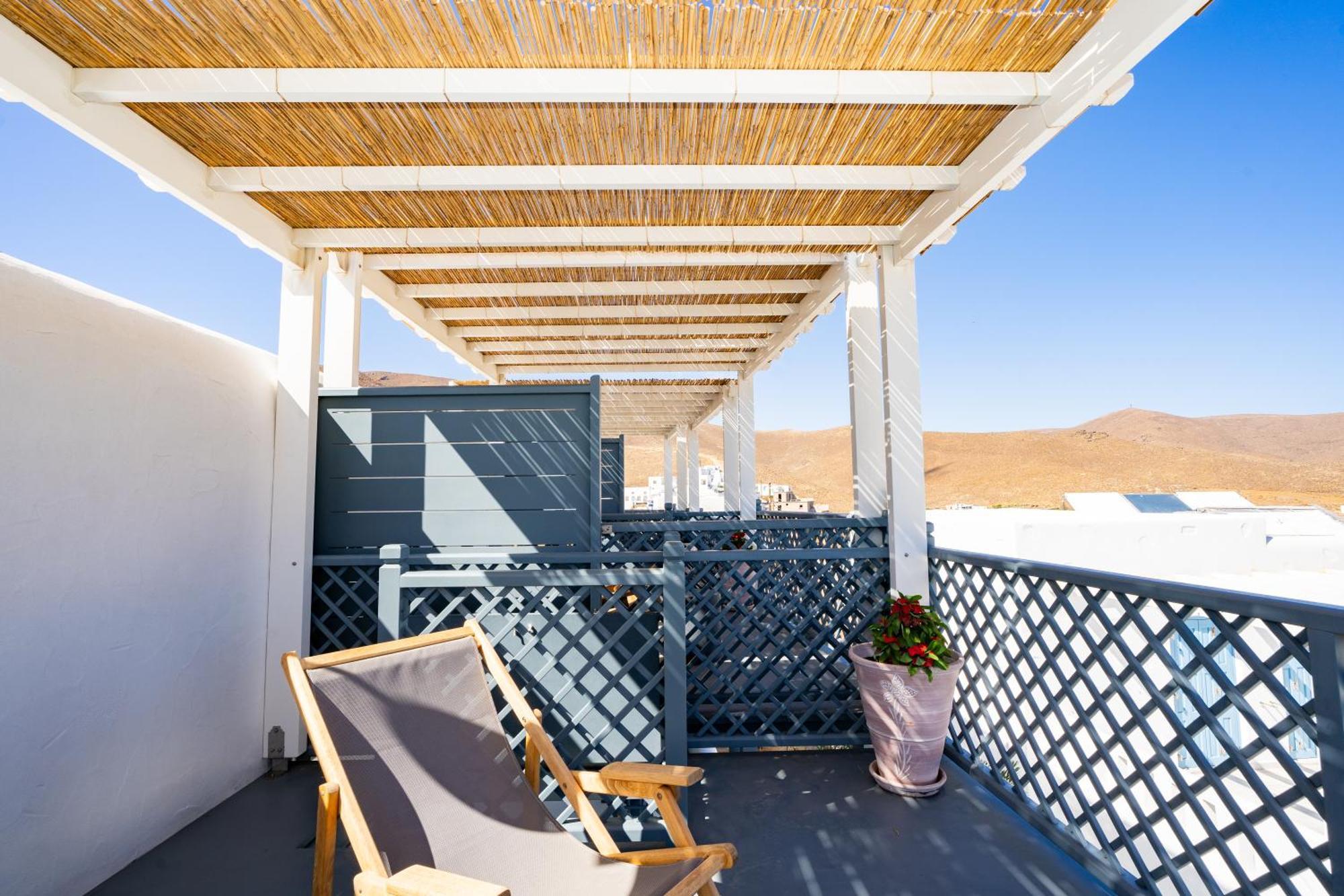 5 Traditional Suites Livadi  Exteriör bild