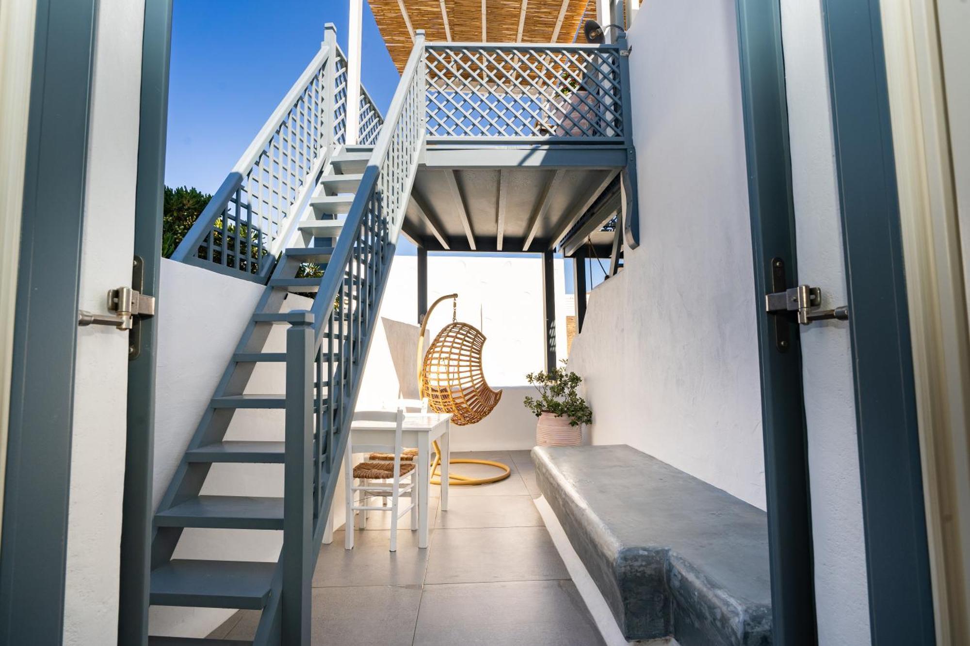 5 Traditional Suites Livadi  Exteriör bild